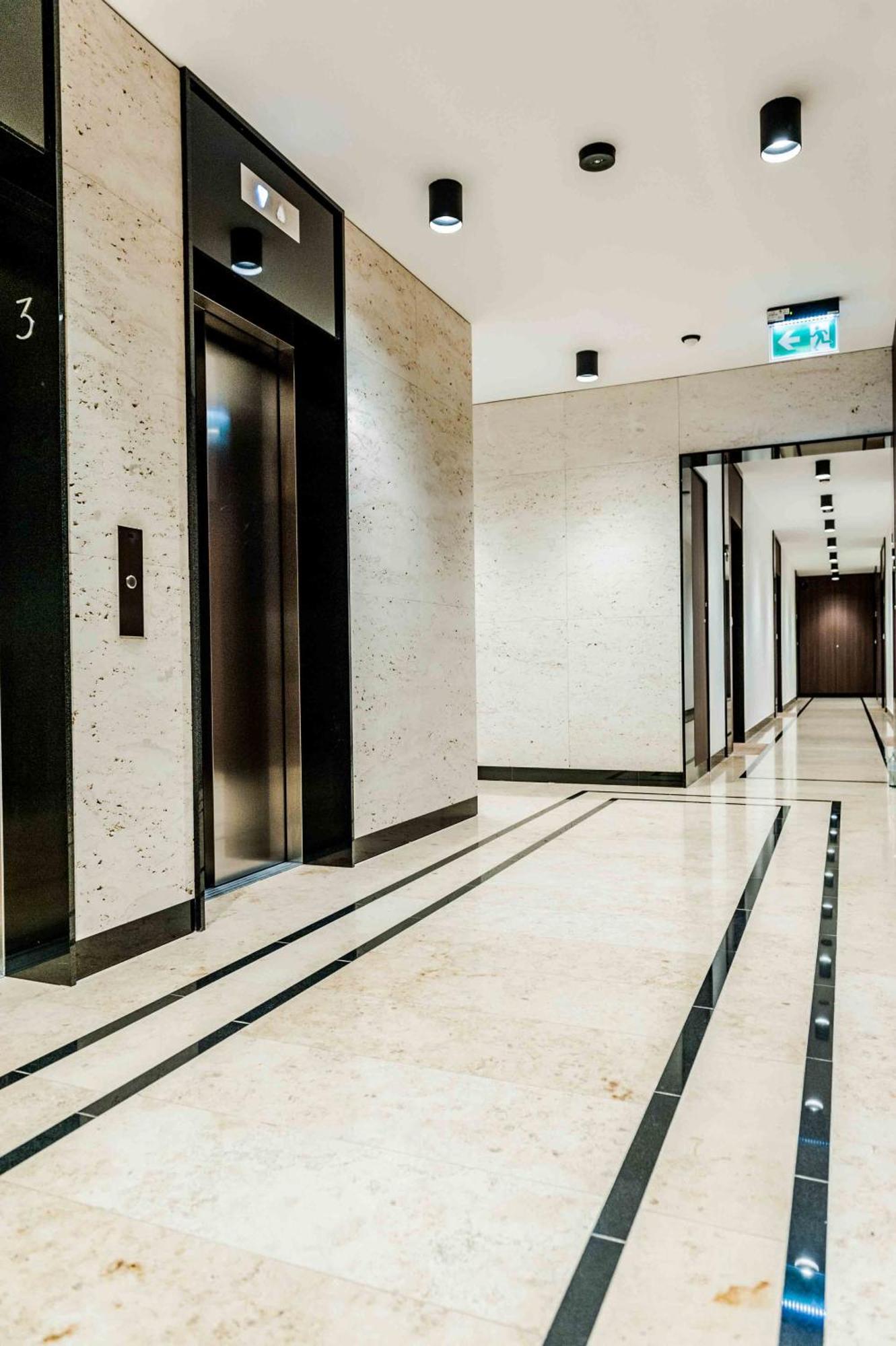 Mennica Residence - Grzybowska 43A Варшава Екстериор снимка