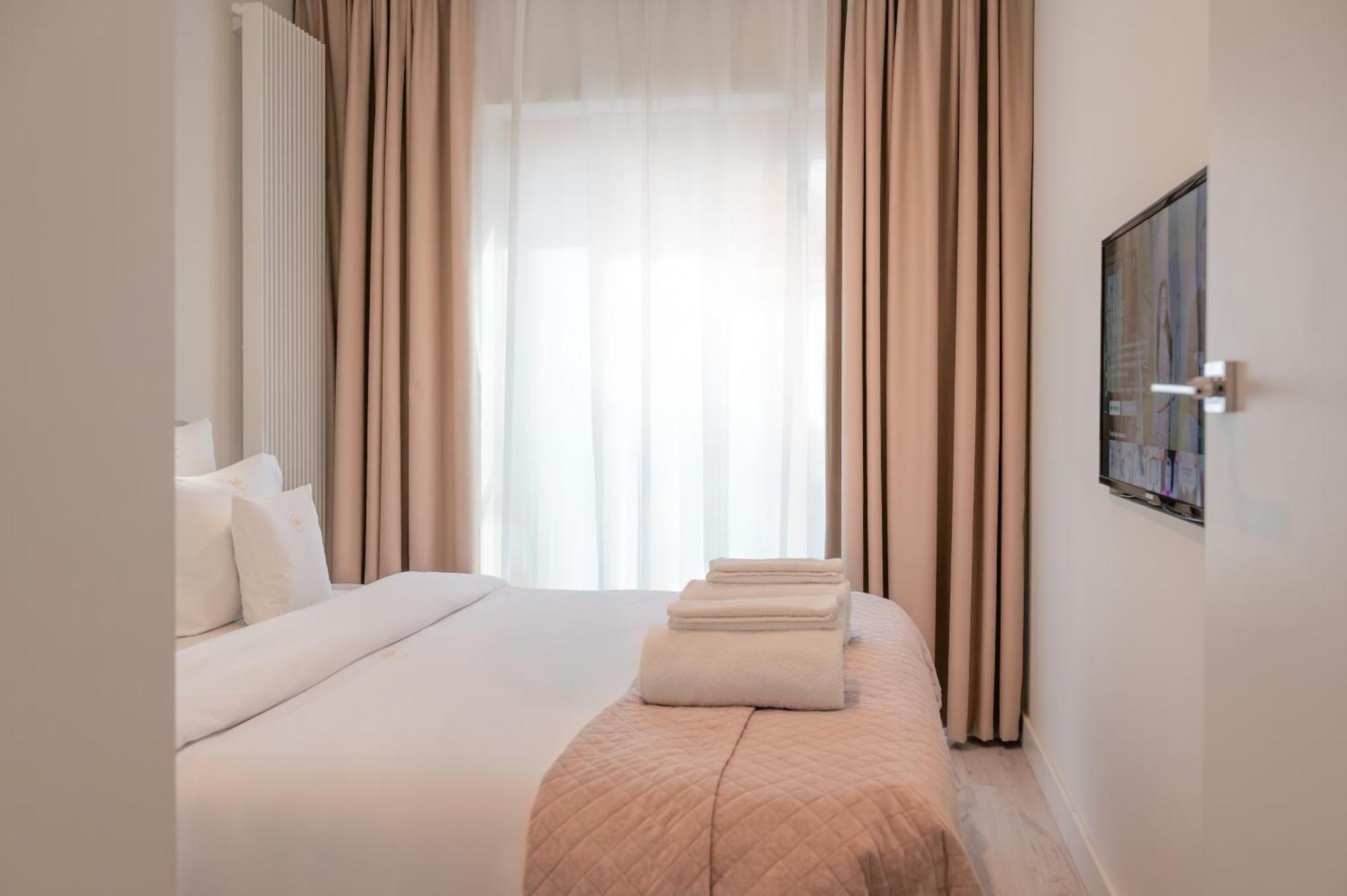 Mennica Residence - Grzybowska 43A Варшава Екстериор снимка
