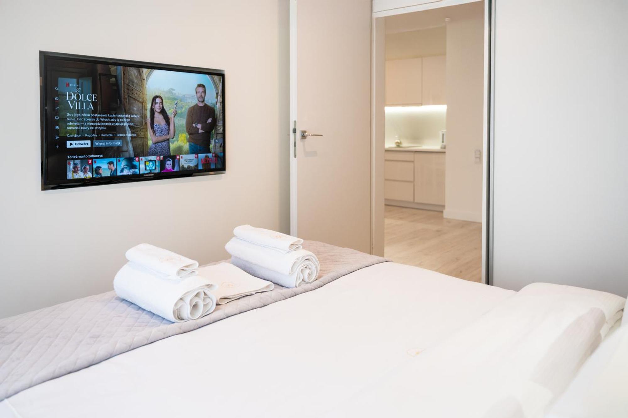 Mennica Residence - Grzybowska 43A Варшава Екстериор снимка