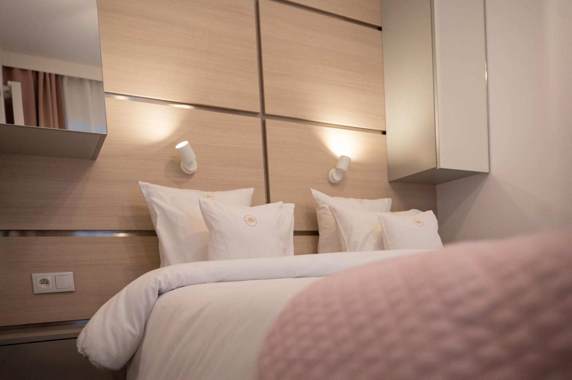 Mennica Residence - Grzybowska 43A Варшава Екстериор снимка