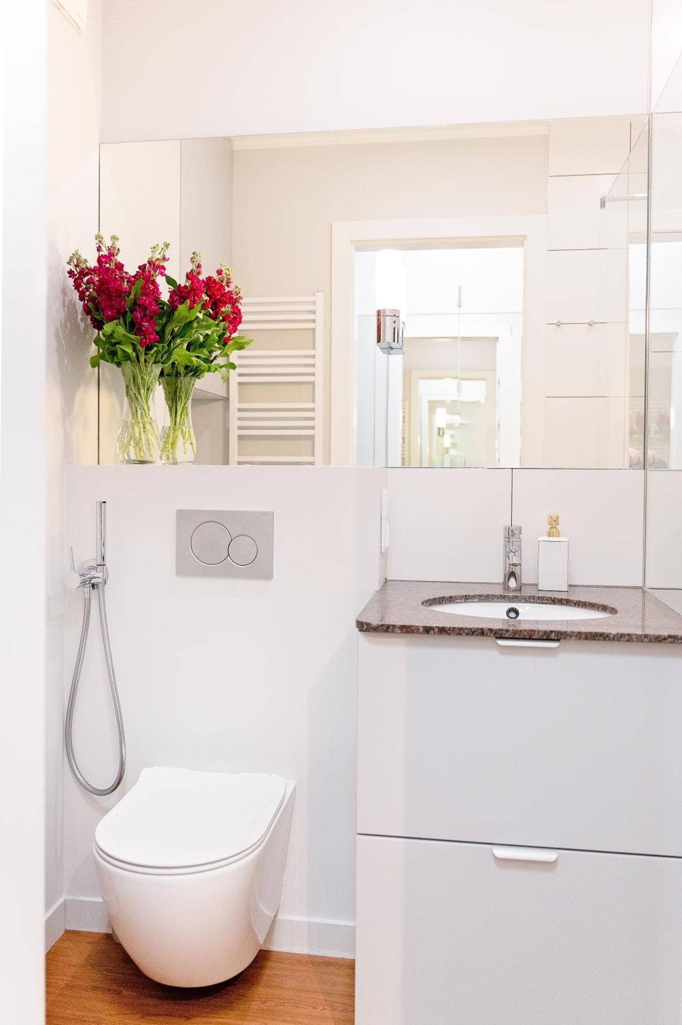 Mennica Residence - Grzybowska 43A Варшава Екстериор снимка