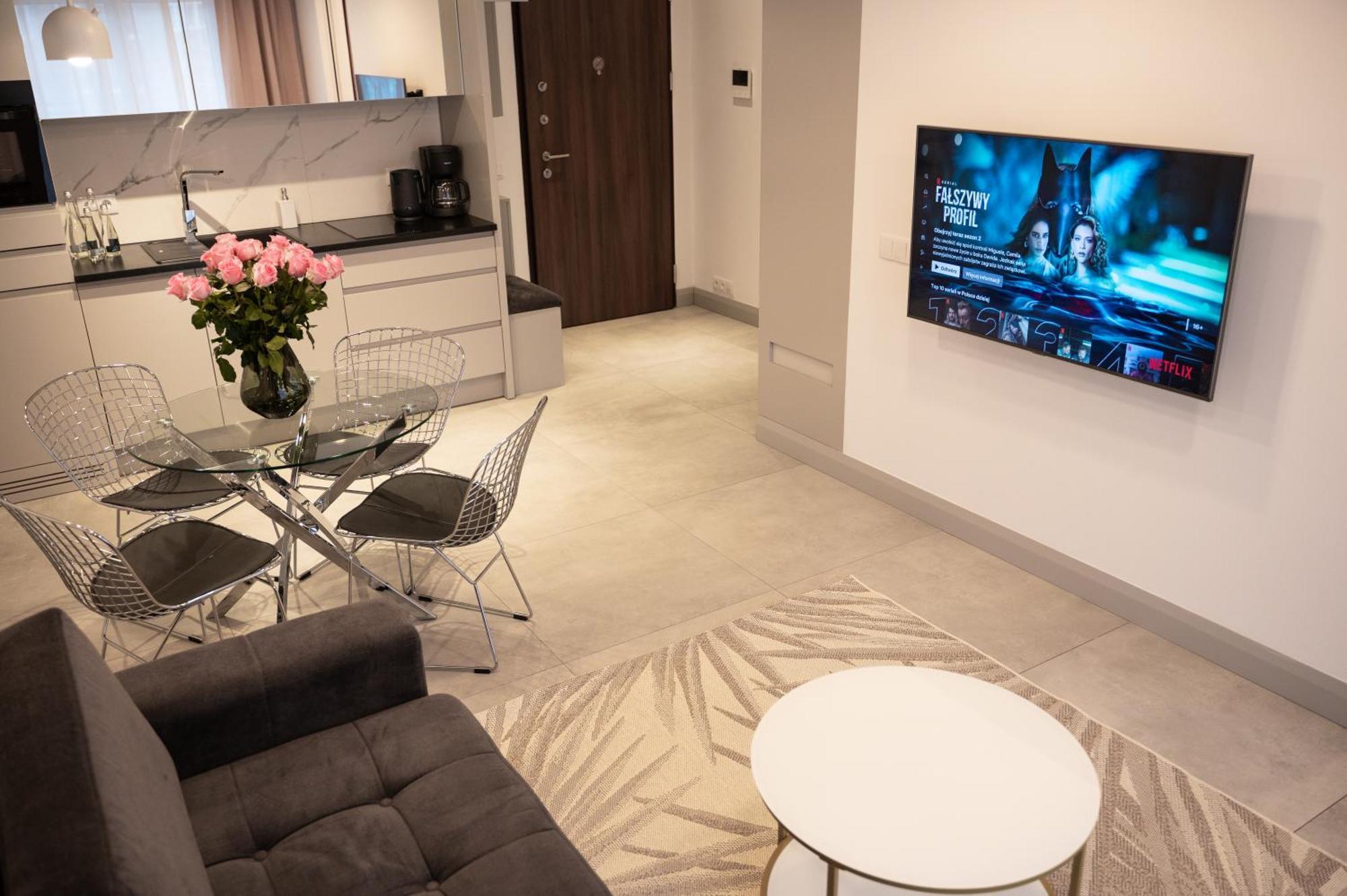 Mennica Residence - Grzybowska 43A Варшава Екстериор снимка